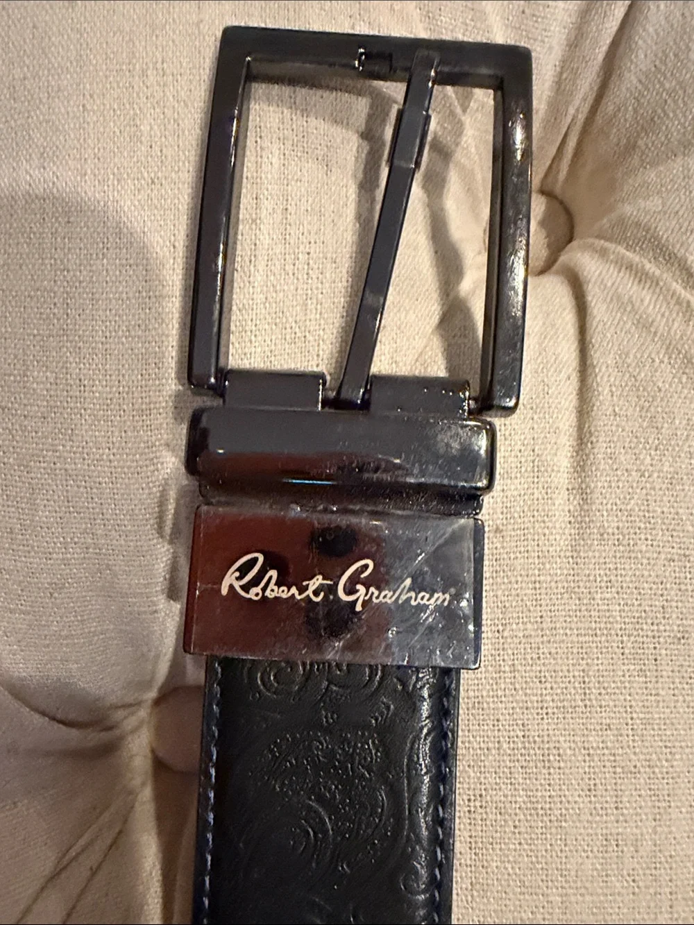 Robert Graham Black Leather Men’s Belt.  Reversible.  One black & one brown side